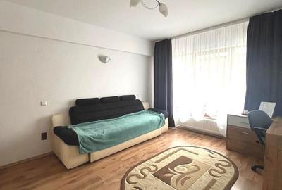 Apartament cu 3 camere decomandat în Central - 9