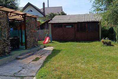 Casă individuală cu 6 camere în Griviței