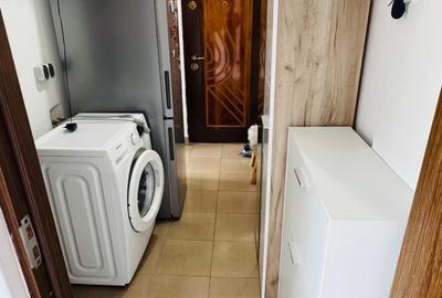 Apartament cu 2 camere semidecomandat în Zăvoi - 2
