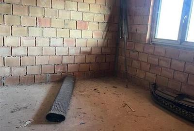 CASA DEMISOL+ PARTER SI TEREN DE VANZARE BOGDANESTI - BACAU CASA DEMISOL+ PARTER SI TEREN DE VANZARE BOGDANESTI - BACAU - 3