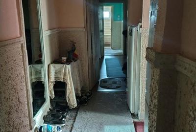 Apartament cu 3 camere semidecomandat în Central - 3