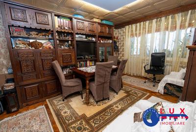 Apartament cu 3 camere decomandat în Piața Nouă - 16