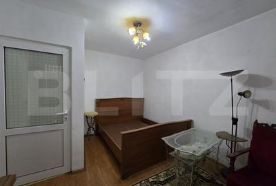 Apartament cu 2 camere, decomandat Zona Sara - 2