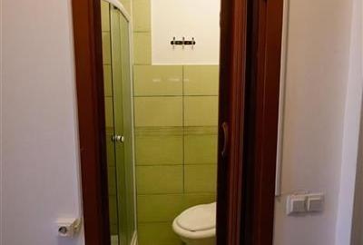 Garsoniera luminoasa,mobilata, accesorizata,loc parcare,Tractorul, Brasov. Tur 3 - 14