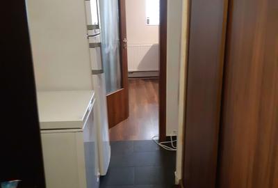 Apartament cu 2 camere decomandat în Dâmbovița - 3
