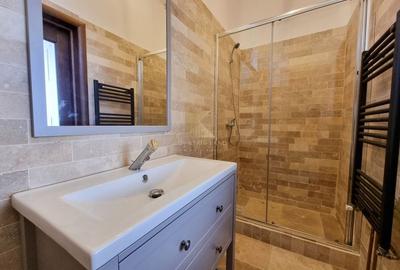 Casă individuală complet renovată, situată în centrul istoric al Brașo - 17