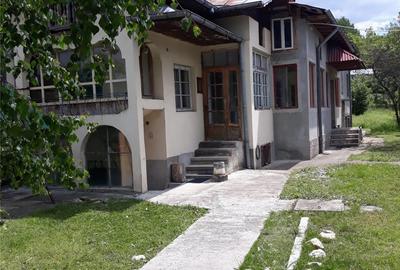 Casă în Mihăești - 5