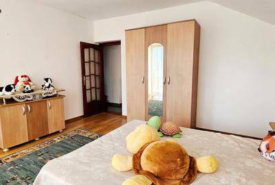 Casă cu 6 camere cu Teren 1000 Mp în Vest - 12