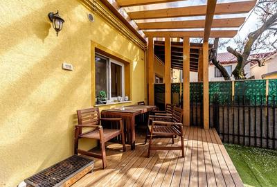 Casa spatioasa de vanzare în Bujac , 3 bai, 5 camere, super pret!