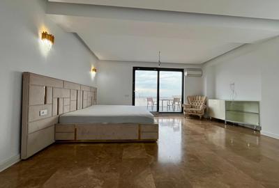 Penthouse cu 3 camere, mobilat în Palazu Mare - 17