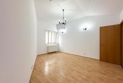 Birou, de 160 mp, în Universitate - 22