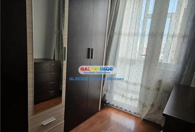 Apartament cu 2 camere decomandat în Micro 6 - 8