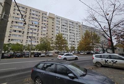 Garsonieră decomandată în Titan - 3