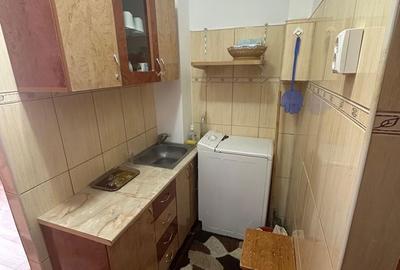 Apartament semidecomandat în Tractorul - 2