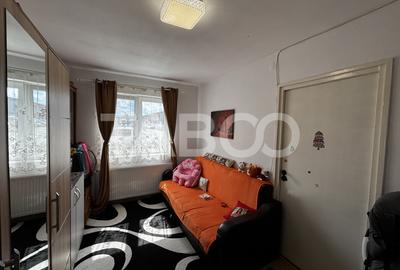 Apartament de vanzare 2 camere 36mp utili zona Tiglari - 2