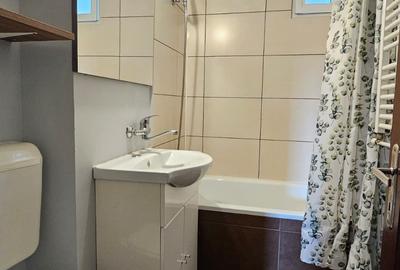 Garsonieră decomandată în Astra - 7