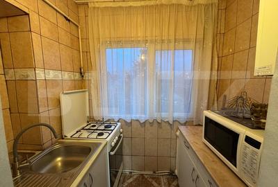 Apartament cu 3 camere de inchiriat, zona Bradet Apartament cu 3 camere de inchiriat, zona Bradet - 7