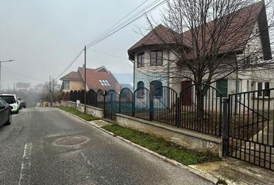 Casă cu 6 camere cu Canalizare în - 4