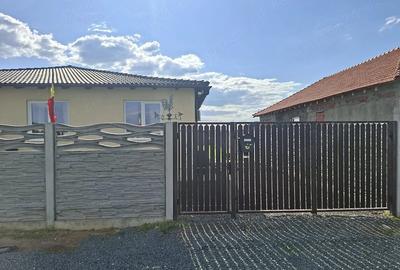 Casă cu Teren 360 Mp în Șag - 2
