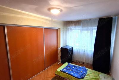 Apartament cu 4 camere decomandat în Ultracentral