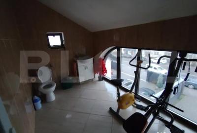 Casă cu 4 camere cu Teren 980 Mp în Craiovița Nouă - 14