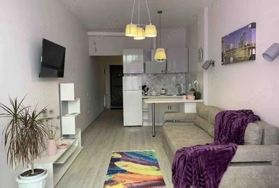 Garsonieră decomandată în 1 Mai - 1