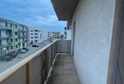 Apartament cu 2 camere decomandat în Dumbrăvița - 1