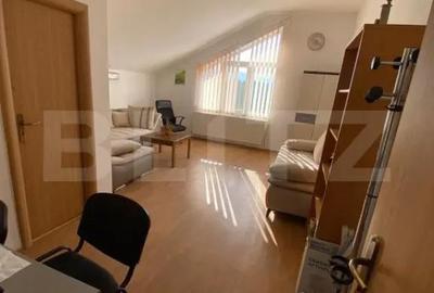 Casă cu 5 camere cu Teren 500 Mp în Central - 3