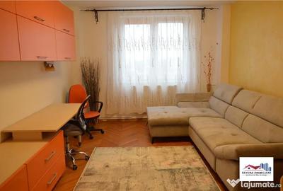 Apartament cu 2 camere decomandat în Central - 3