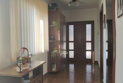 Casă cu 5 camere cu Teren 736 Mp în Feleacu - 10