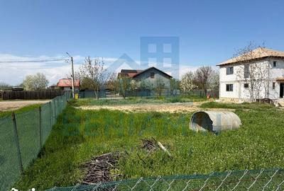 Teren de 594 mp, în Podari - 1