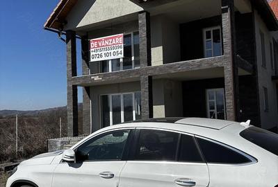 Casă cu Teren 600 Mp în Central - 4