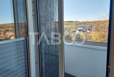 Apartament 2 camere decomandate 43 mp renovat modern balcon Cisnadie - 14
