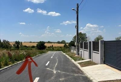Teren intravilan poziție deosebită cu vedere spre lac