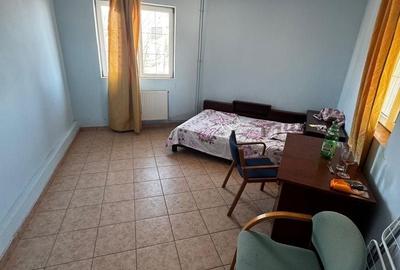 Casă individuală cu 8 camere cu Canalizare în Ultracentral - 23