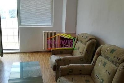 1 min Eminescu 2camere liber Cf.1 etaj intermediar pe mijloc bloc 1980 - 2