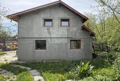 Casă individuală cu 5 camere cu Canalizare în Ghioșești - 23