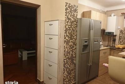 Apartament cu 3 camere în Central - 1