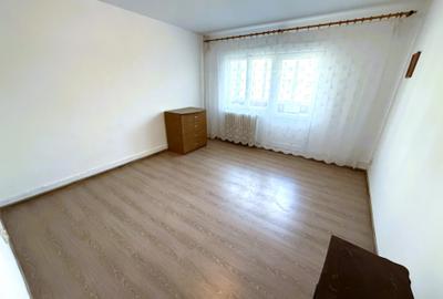 Apartament 1 camera, spatios, etajul 1 - 3