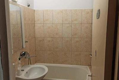 Garsonieră decomandată în Berceni