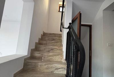Casă cu 4 camere cu Teren 270 Mp în Central - 6