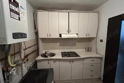 Inchiriez apart.1 cam,str.Avrig,cu termoteca, modern,curat - 4