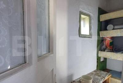 Casa de vanzare, cu 3 camere, 85 mp, 151 mp teren, zona cent - 34