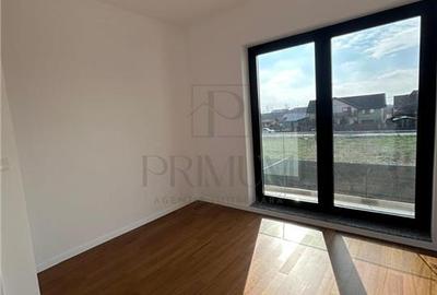 Duplex cu 5 camere cu Teren 330 Mp în Săcălaz - 3