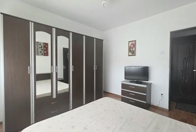 Apartament cu 2 camere semidecomandat în P-ța Victoriei - 2
