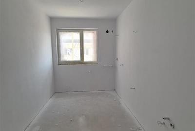 Apartament cu 3 camere decomandat în Berceni - 4
