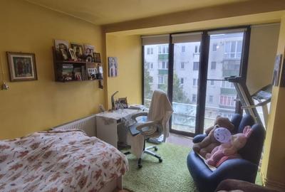 Apartament cu 3 camere semidecomandat în Central - 5