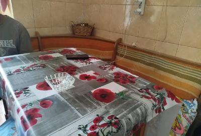 Inchiriez apartament cu 3 camere - 2