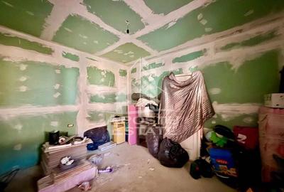 Apartament o camera, 31mp,curte comuna,zona Lunei - 3