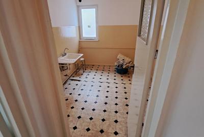 2 camere, pentru LOCUIT sau INVESTITIE, piata, parc, metrou Drumul Taberei, alee - 7